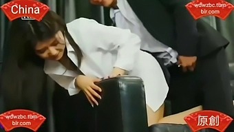 Chinese Model Gets A Handjob And Footjob In This Asian Av